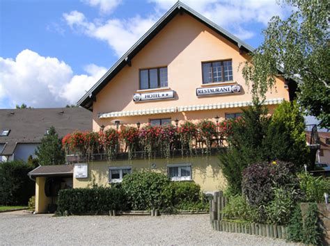 https://newex.headwater.com/holiday-hotels/?HolidayID=191&HotelID=252&HolidayName=France-France+%2D+Alsace+%2D+Wine+Route+-&HotelName=Alsace+Winelands">Alsace Winelands