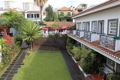 https://newex.headwater.com/holiday-hotels/?HolidayID=31&HotelID=66&HolidayName=Portugal+%2D+Madeira-Portugal+%2D+Madeira+%2D+Eastern+Highlights-&HotelName=Eastern+Highlights+Trek">Eastern Highlights Trek