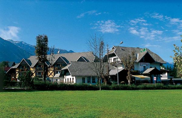 https://newex.headwater.com/holiday-hotels/?HolidayID=32&HotelID=34&HolidayName=Slovenia-Lake+Bled+and+Lake+Bohinj+Walk-&HotelName=Hotel++Tripic+%2A%2A%2A">Hotel  Tripic ***
